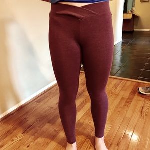 Victoria’s Secret Sport Leggings- Heather Burgundy
